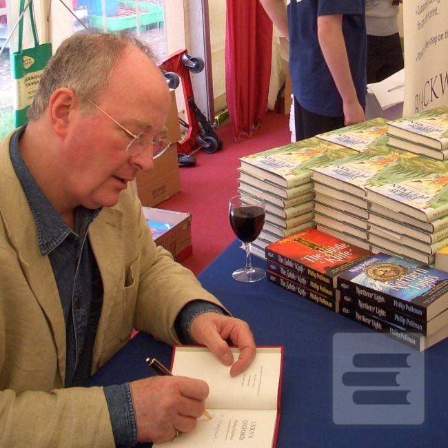 Predstavujeme: Philip Pullman