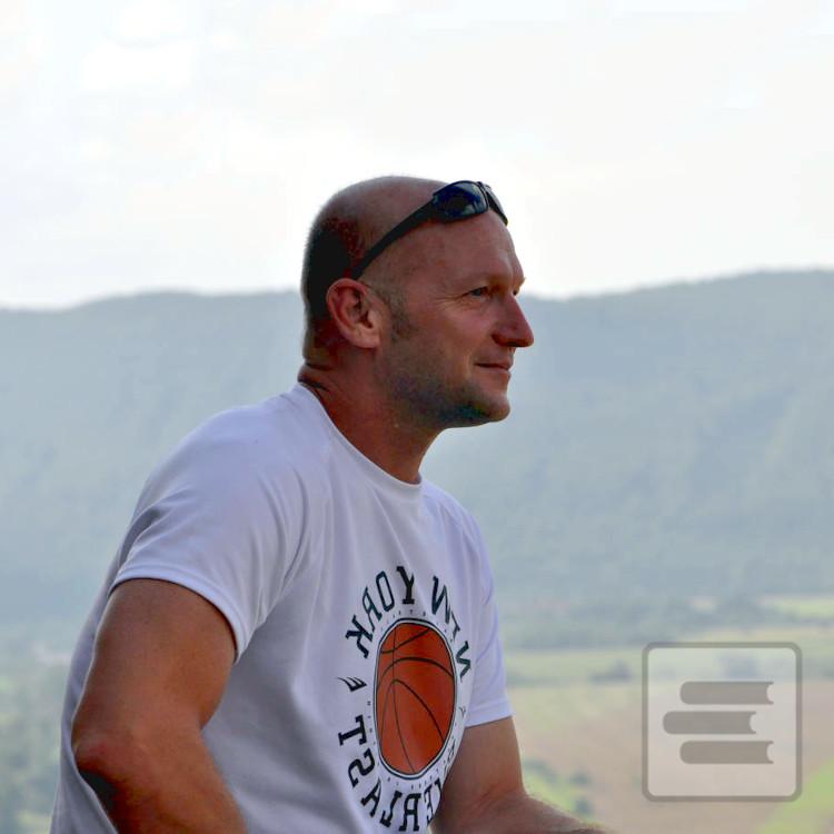 Predstavujeme: Miroslav Tomondy