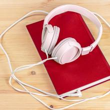 Článok: História audiokníh: Od Edisonovho fonografu po moderné audioknihy