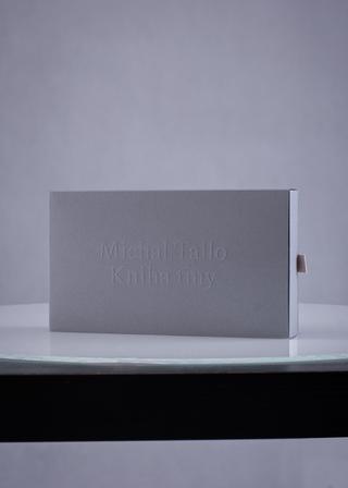 Kniha: Kniha tmy (krabička s vloženými zošitmi) - Michal Tallo