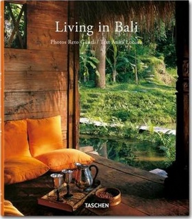 Kniha: Living in Bali - Angelika Taschen