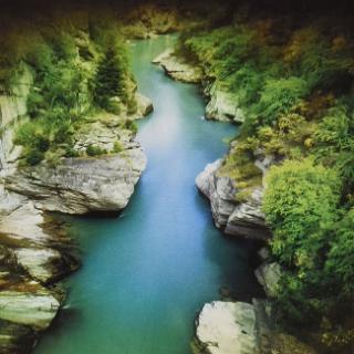 Séria kníh: Vysnívaná krajina - Spev mušlí