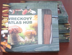 Kniha: Vreckový atlas húb + hubársky nôž - Miroslav Smotlacha